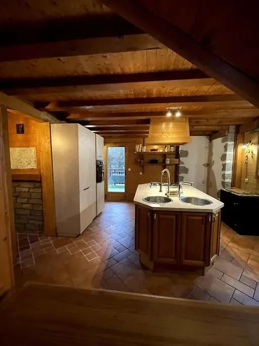 Charme Des Montagnes Et Annecy Apartment Thones